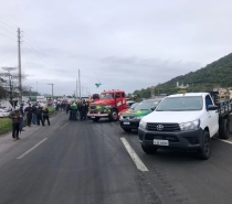 Pacientes que precisam de hemodiálise para sobreviver ficam sem atendimento em SC por causa de bloqueios dos bolsonaristas