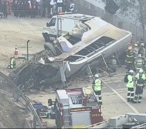 Ônibus com torcedores do Corinthians capota e deixa 7 mortos na Grande BH