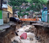 RJ registra quatro mortes durante temporal