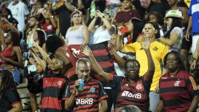 Flamengo segue líder em nova pesquisa sobre tamanho das torcidas; veja ranking