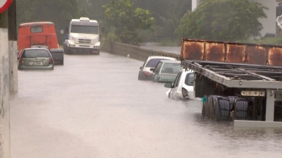 Chuva forte deixa desabrigados e desalojados no ES