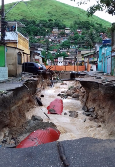 RJ registra quatro mortes durante temporal