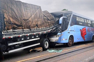 Acidente em rodovia bloqueada deixa 9 feridos no Tocantins