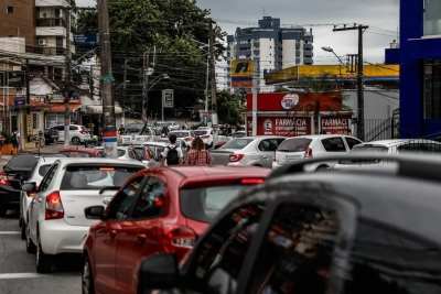 Falta de combustível, distribuição de vacina comprometida e suspensão de ônibus: as consequências dos bloqueios em SC